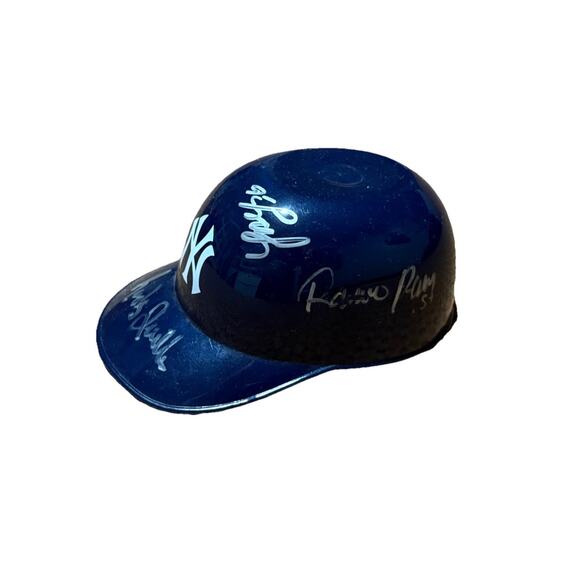 MLB Yankees Signed Mini Baseball Helmet Autographs melkey cabrera Rudy Guillen - Picture 3 of 8